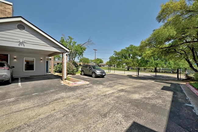 Building Photo - 7635 Guadalupe St