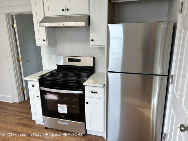 Building Photo - 120 Morningside Ave