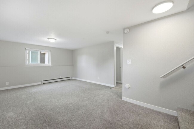 Building Photo - 54 Minden Cir