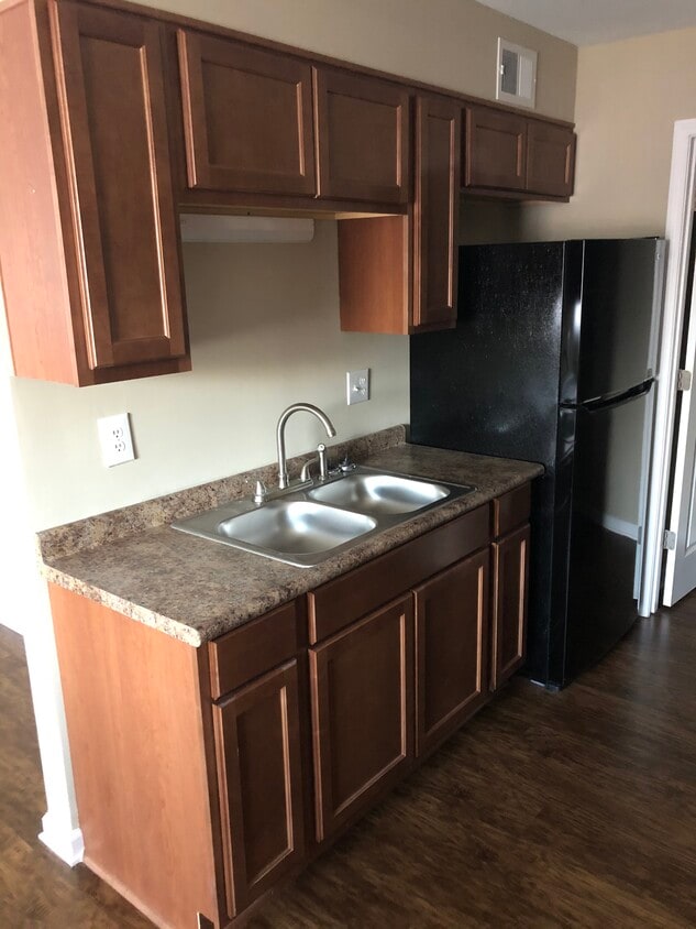 Building Photo - Windwood Apartments