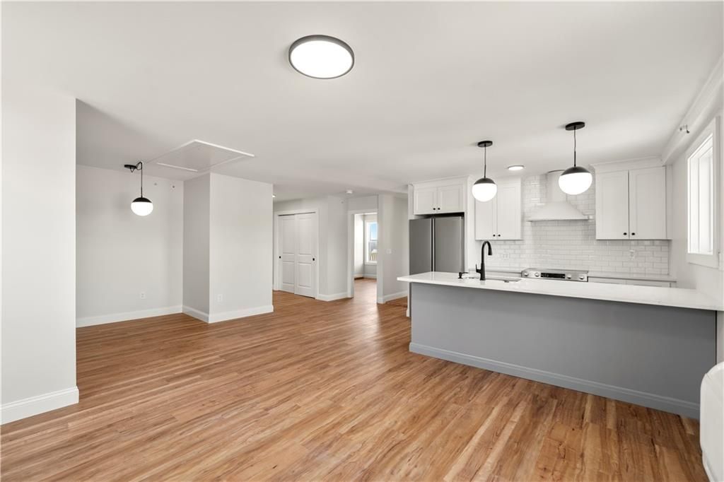 Building Photo - 36 Evarts St