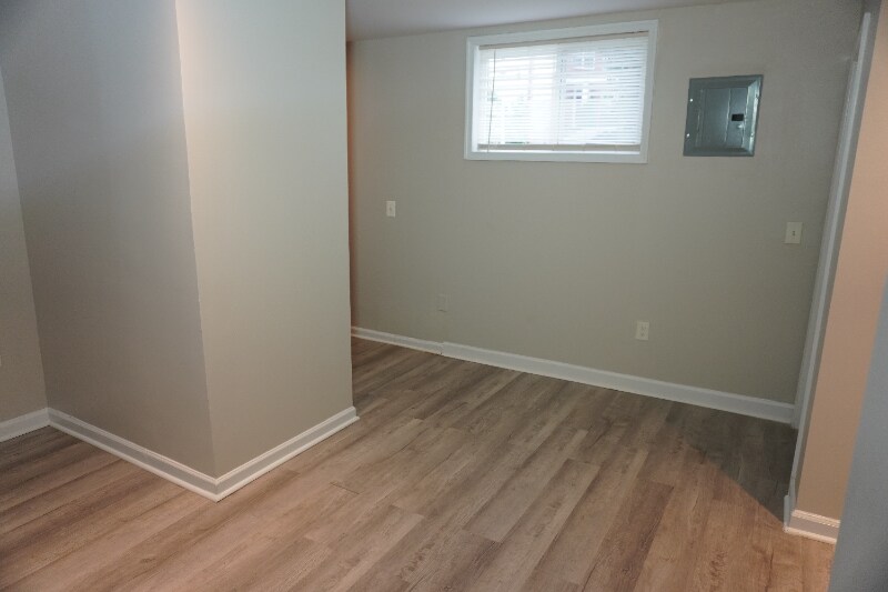Building Photo - 5551 Force Rd
