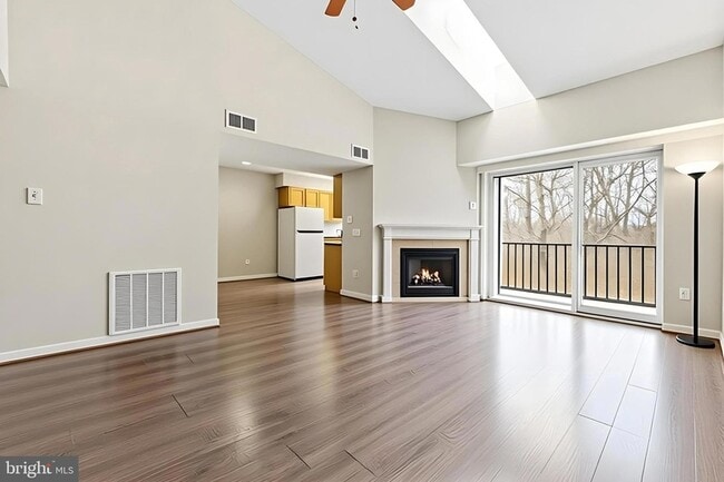 Building Photo - 12219 Stevenson Ct