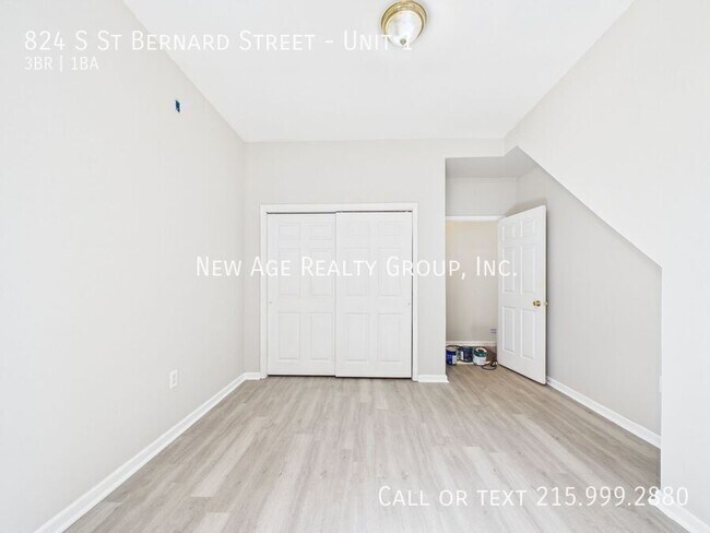 Building Photo - 824 S St Bernard St