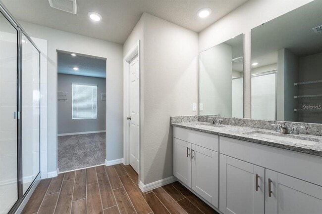 Building Photo - 5252 Sanders Oak Trl