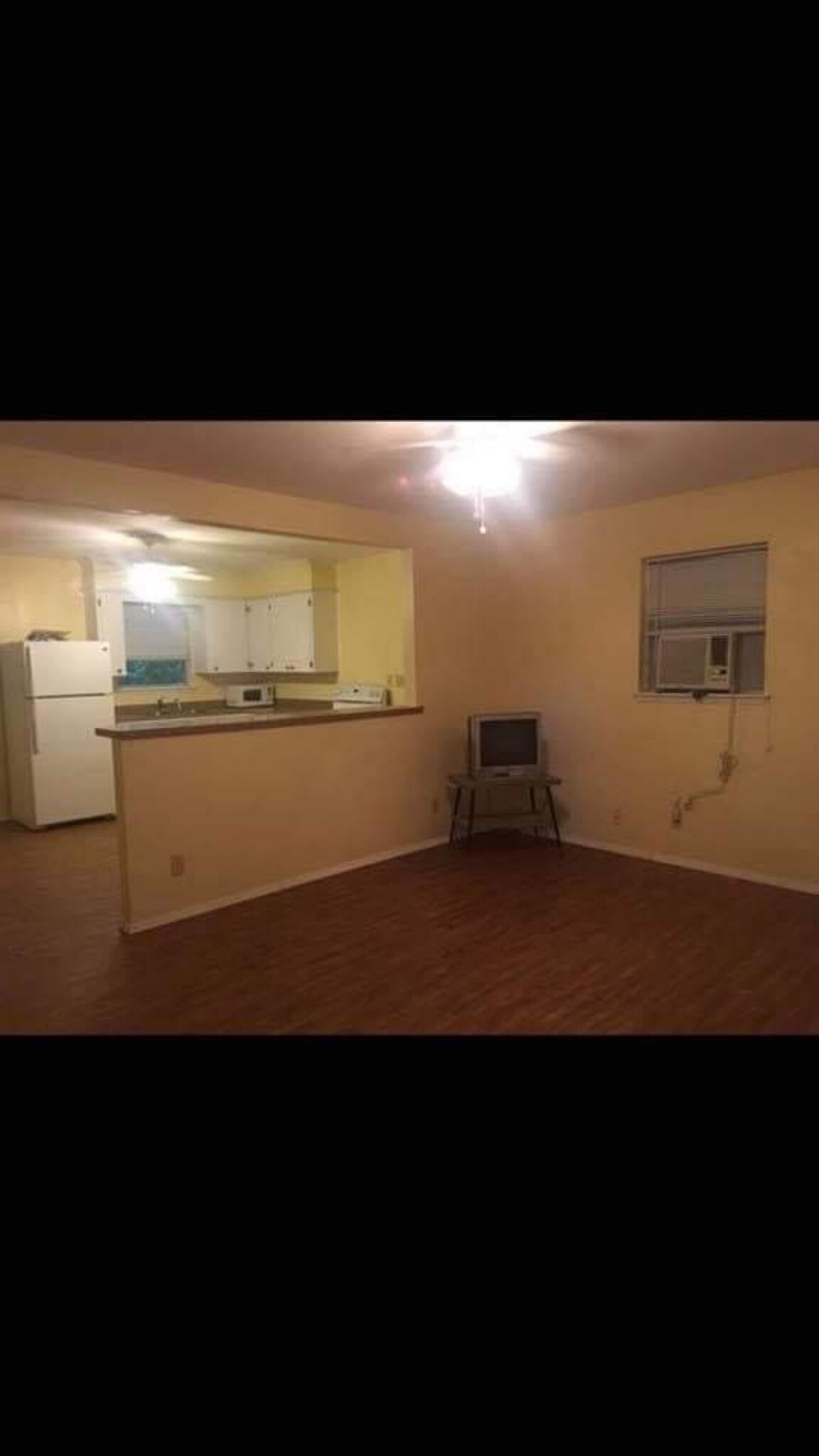Living area - 416 Rs County Rd 3333