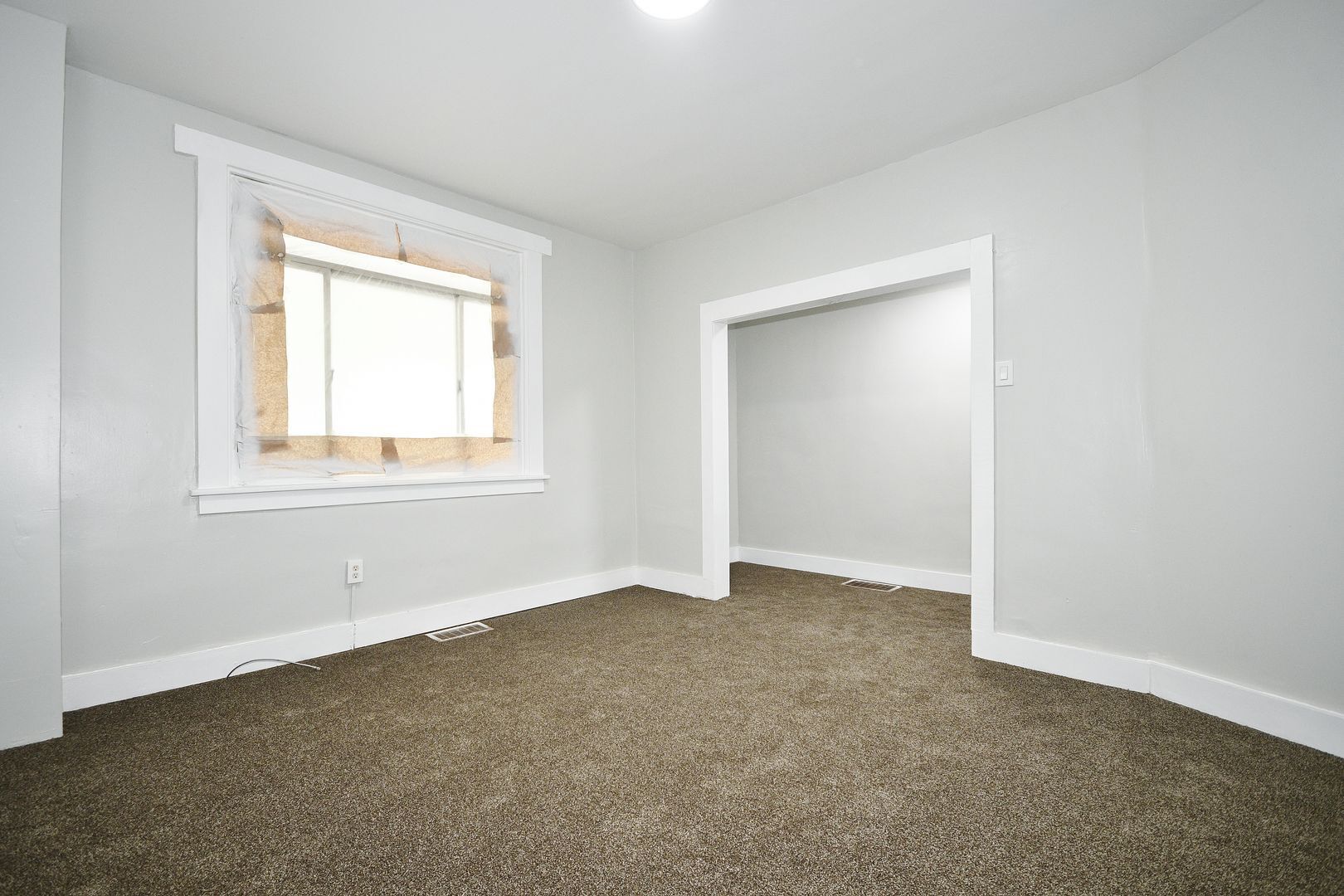 Building Photo - 303 N Holland Ave