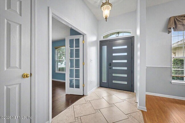 Building Photo - 711 Sid Dr