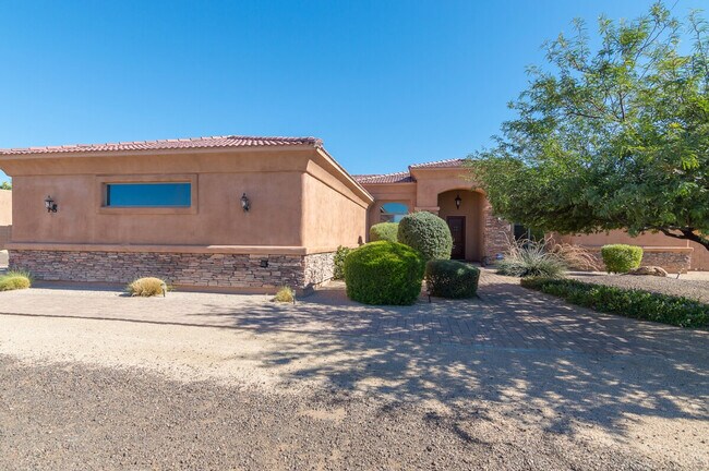 Building Photo - 37023 N 12th St