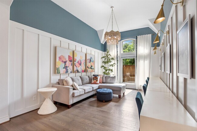 Building Photo - 12310 May Pop Path