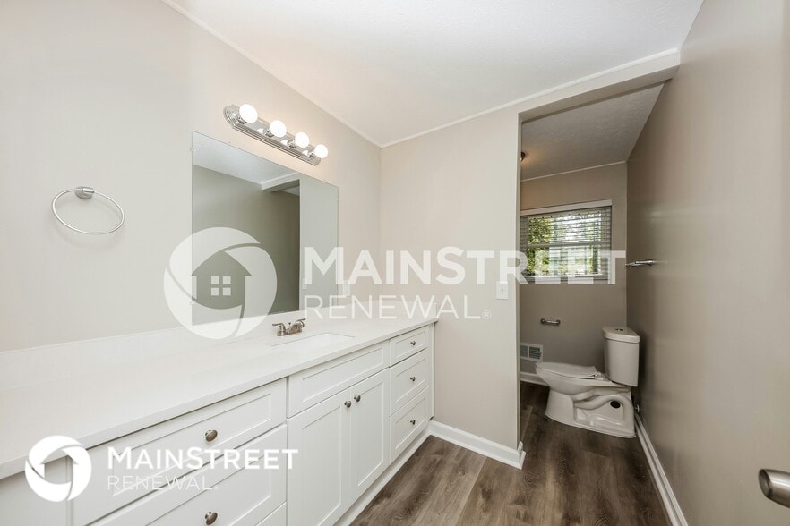 Building Photo - 6185 Hillpine Dr