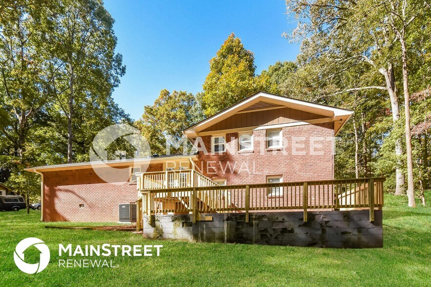 Building Photo - 6265 E Shore Cir