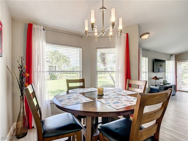 Building Photo - 13633 Admiral Ct