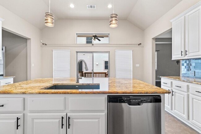 Building Photo - 121 Greene