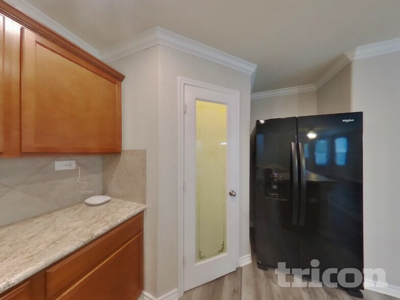 Building Photo - 15307 Delta Pt