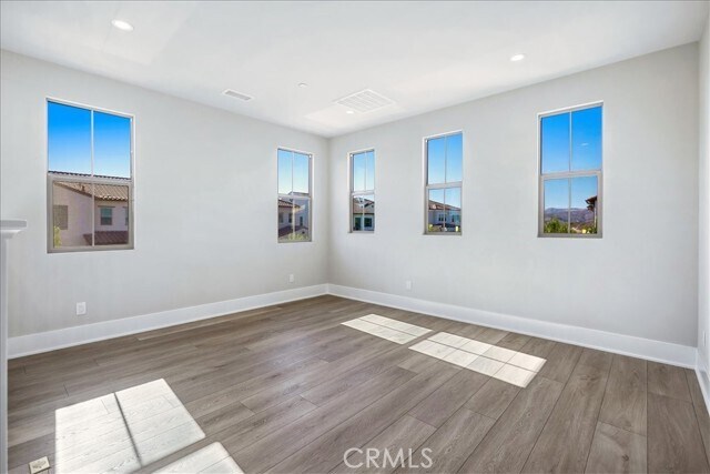 Building Photo - 212 Mistwater