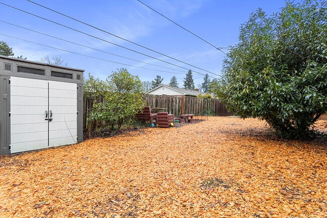 Building Photo - 11400 SW Terra Linda St