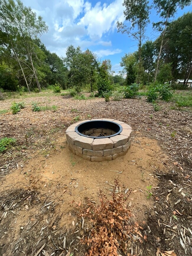 Building Photo - 15854 US-80