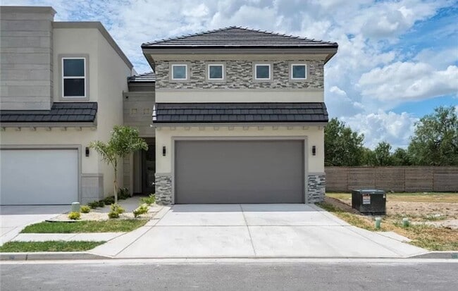 Primary Photo - 1822 Sunset Dr