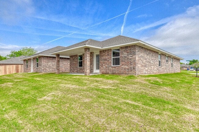 Building Photo - Brand New Construction in Varenna Landing!
