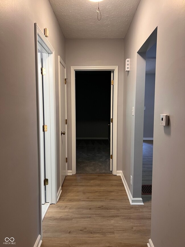 Building Photo - 1402 Kessler Blvd E Dr