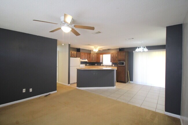 Building Photo - Gulf Breeze Rental: 3 Bedroom Brick Home w...