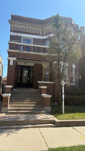 Primary Photo - 7917 S Peoria St