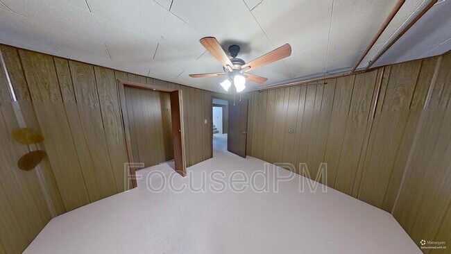 Building Photo - 4030 S Fox St