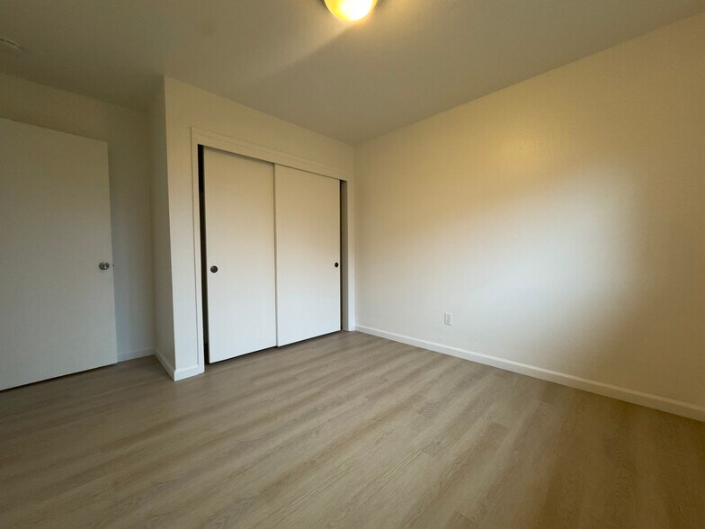 Building Photo - 6501 Raymond St