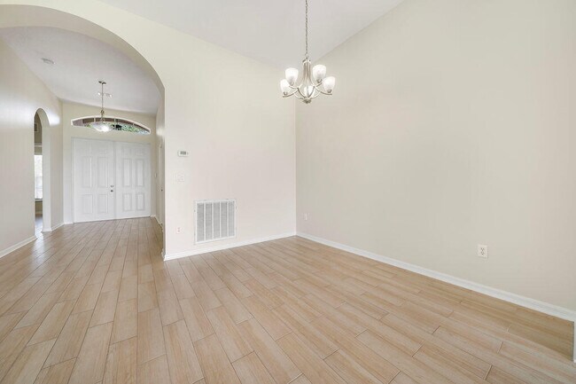 Building Photo - 10419 SW Southgate Ct