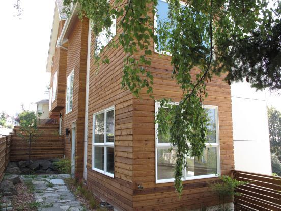 Building Photo - INDUSTRIAL-STYLE QUEEN ANNE TOWNHOUSE WITH...