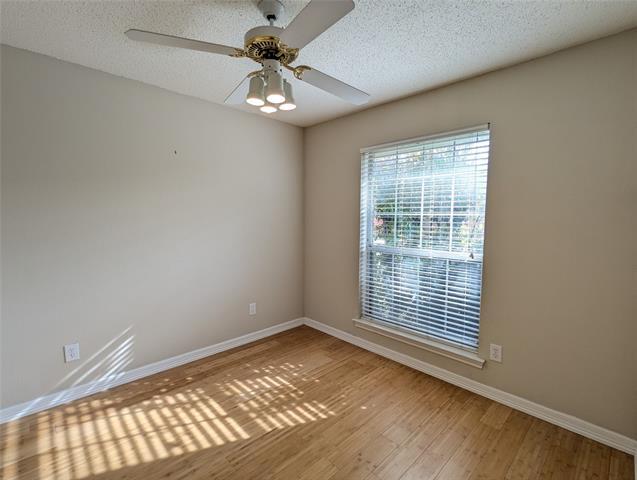 Building Photo - 6019 Mapleshade Ln