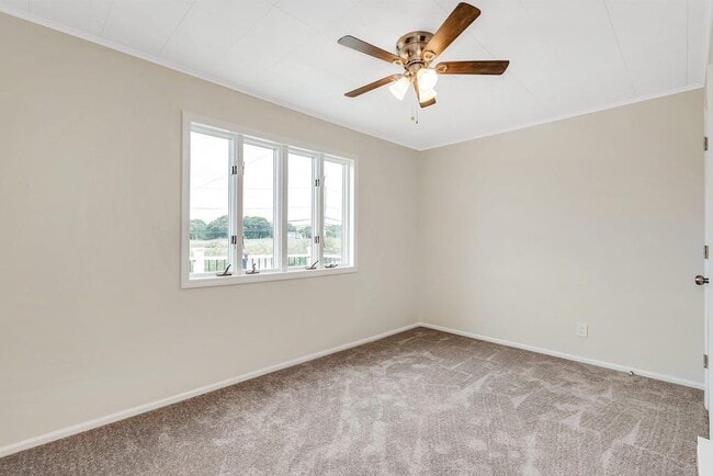 Building Photo - 22 Namkee Ln