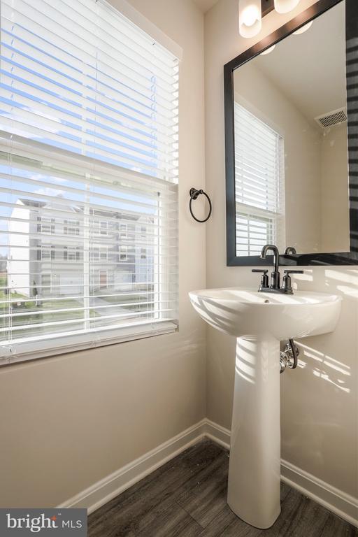 Building Photo - 62 Thrower Rd