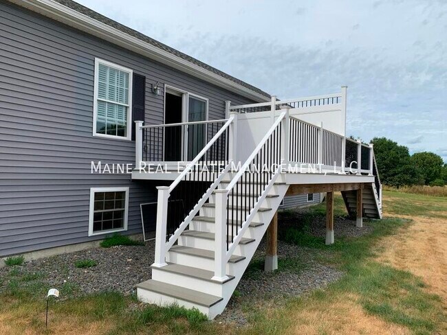Building Photo - 2289 Union St