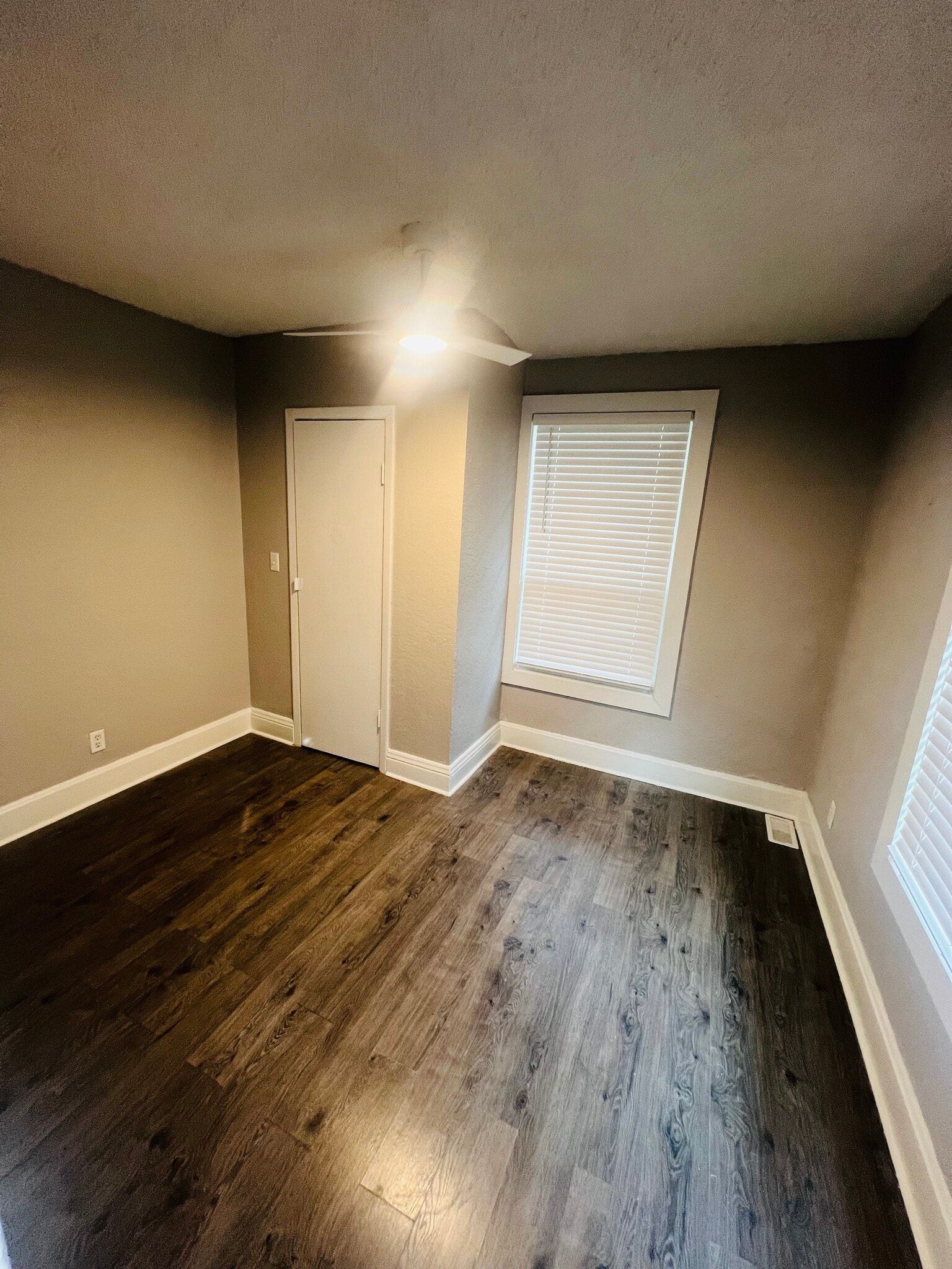 Room #2 - 242 N 8th St