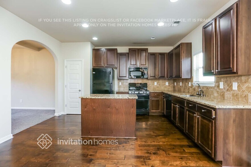 Building Photo - 4324 Grove Lake St SW