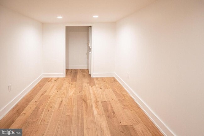 Building Photo - 2538 E County Line Rd