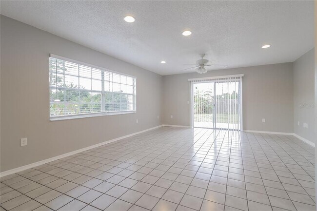 Building Photo - 4000 Downey Ct