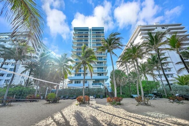 Building Photo - 9201 Collins Ave