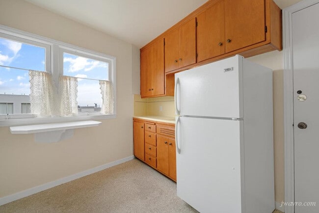 Building Photo - 401 Corbett Ave