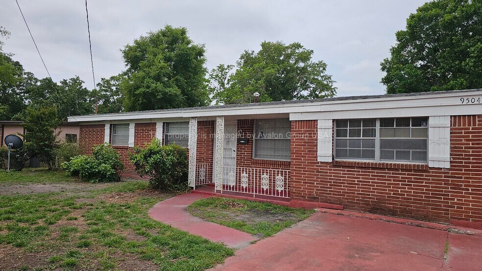 Building Photo - 9504 Evesham Rd