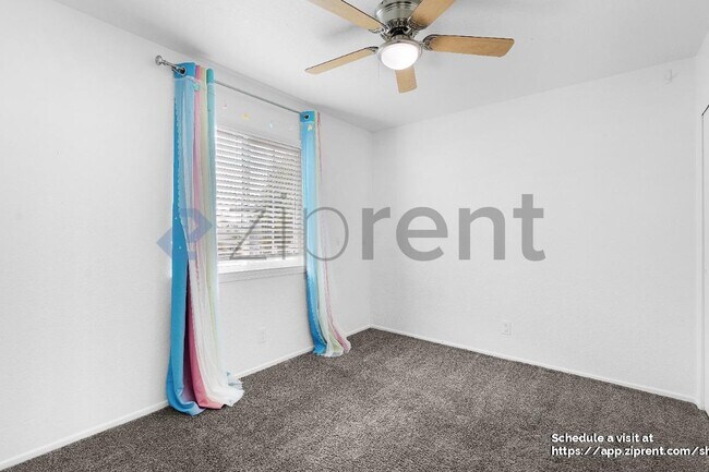 Building Photo - 9421 Feickert Dr