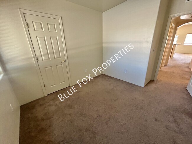 Building Photo - 5459 W Mosquito Dr