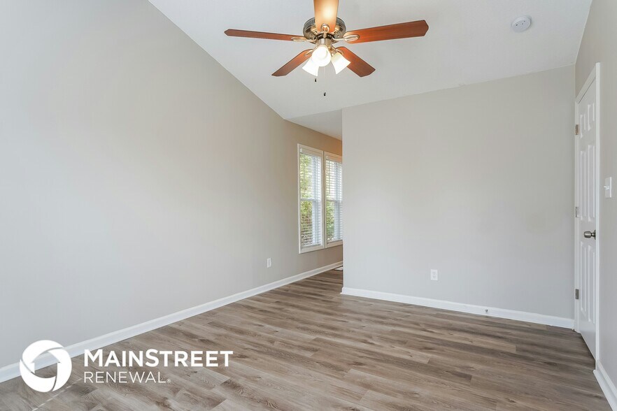Building Photo - 1402 Mandolin Pl