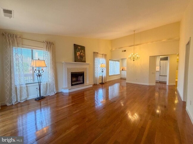 Building Photo - 814 Pritchard Pl