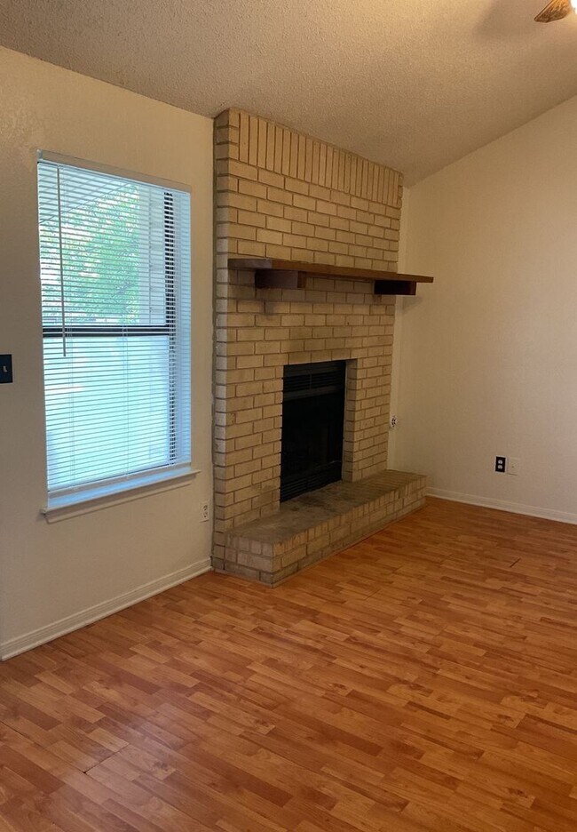 Building Photo - COMING SOON!