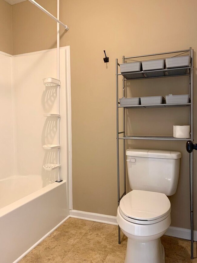 Building Photo - 1233 Cobblestone Ln