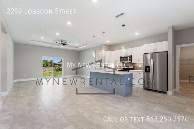 Building Photo - 2289 Logsdon St