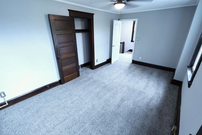 Building Photo - 1598 Pilgrim St